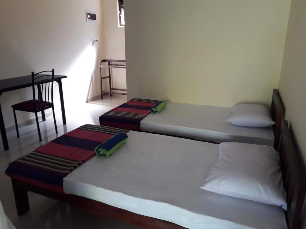 Blue Point Rest Hotel Tangalle Eksteriør billede