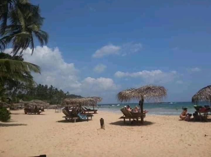 Blue Point Rest Hotel Tangalle Eksteriør billede